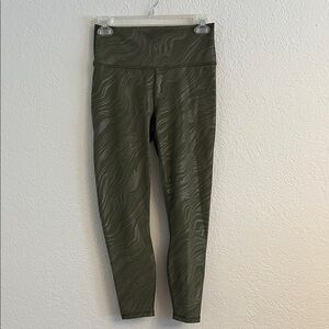 Fabletics Define PowerHold High-Waisted 7/8 Ranger Green Marbled Leggings